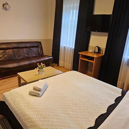 Uroczysko Bed & Breakfast Jastrowie Eksteriør bilde